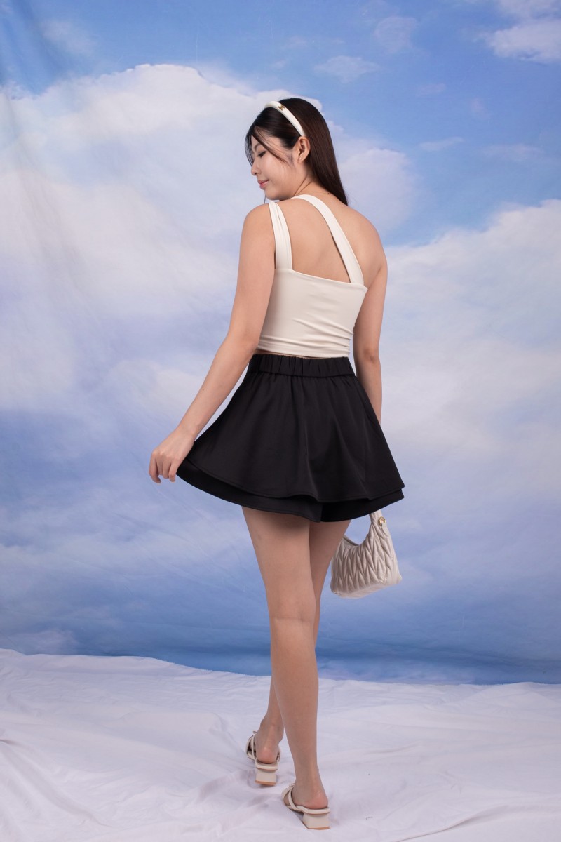 RESTOCK1: Essence Sculpted Toga Top in Vanilla