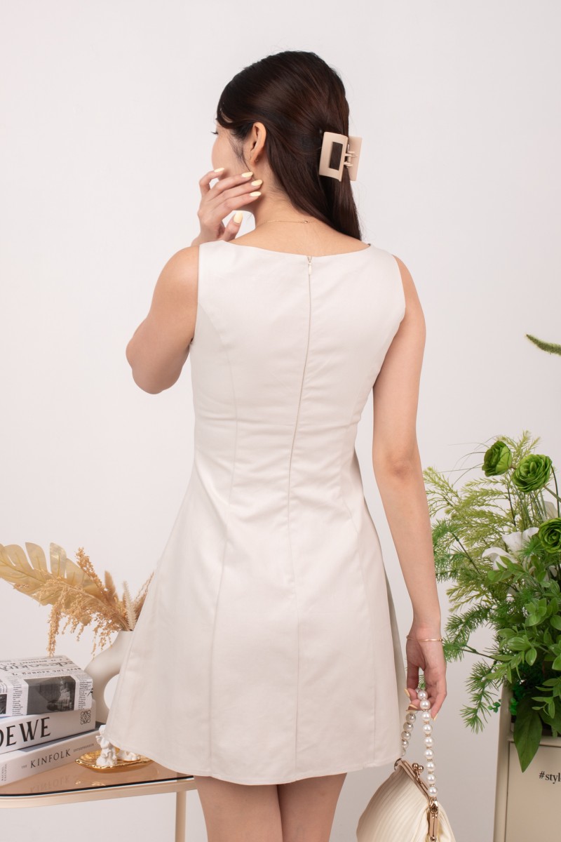 Norelle Boat Neck Dress in Cream
