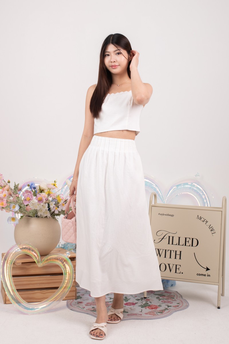 Floris Flowy Skirt in White