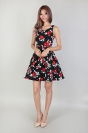 Eslee Floral Dress in Black