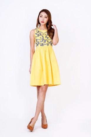 Rin Floral Embroidered Dress in Yellow