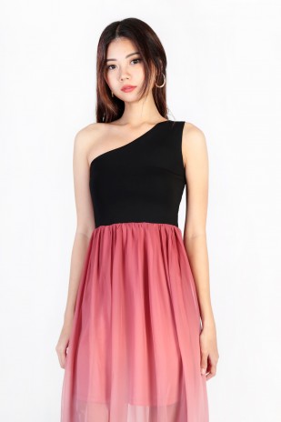 Rietta Ombre Toga Dress in Black-Rose