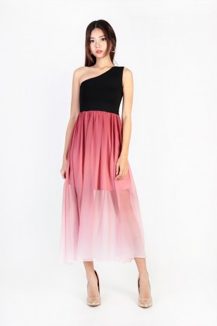Rietta Ombre Toga Dress in Black-Rose