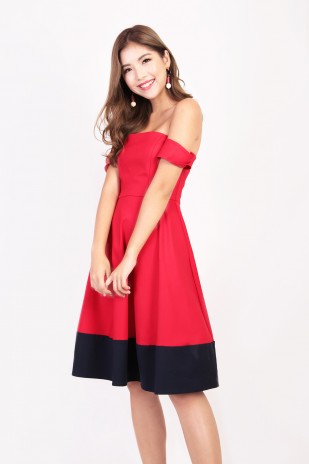 Lulu Off Shoulder Dress in Red