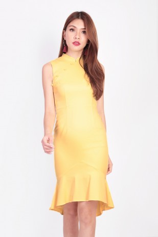 Vogue Mermaid Cheongsam in Yellow