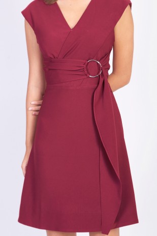 Jessendryl Buckle Dress in Wine Red