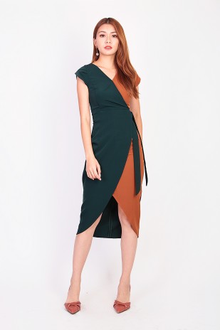 Sandria Duo Tone Dress in Forest Green