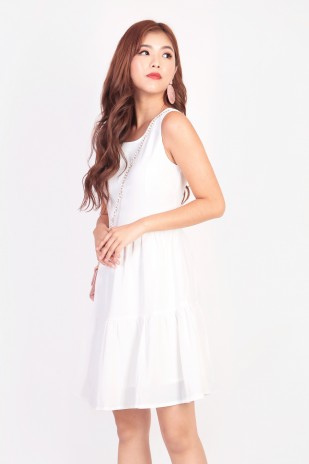 Jemie Tiered Dress in White