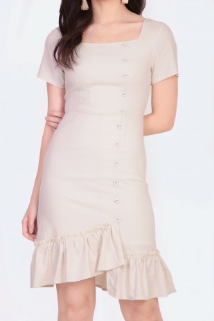 Lillyn Button Down Dress in Cream
