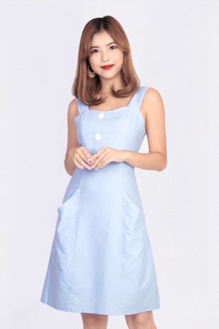 Esmin Button Dress in Light Blue
