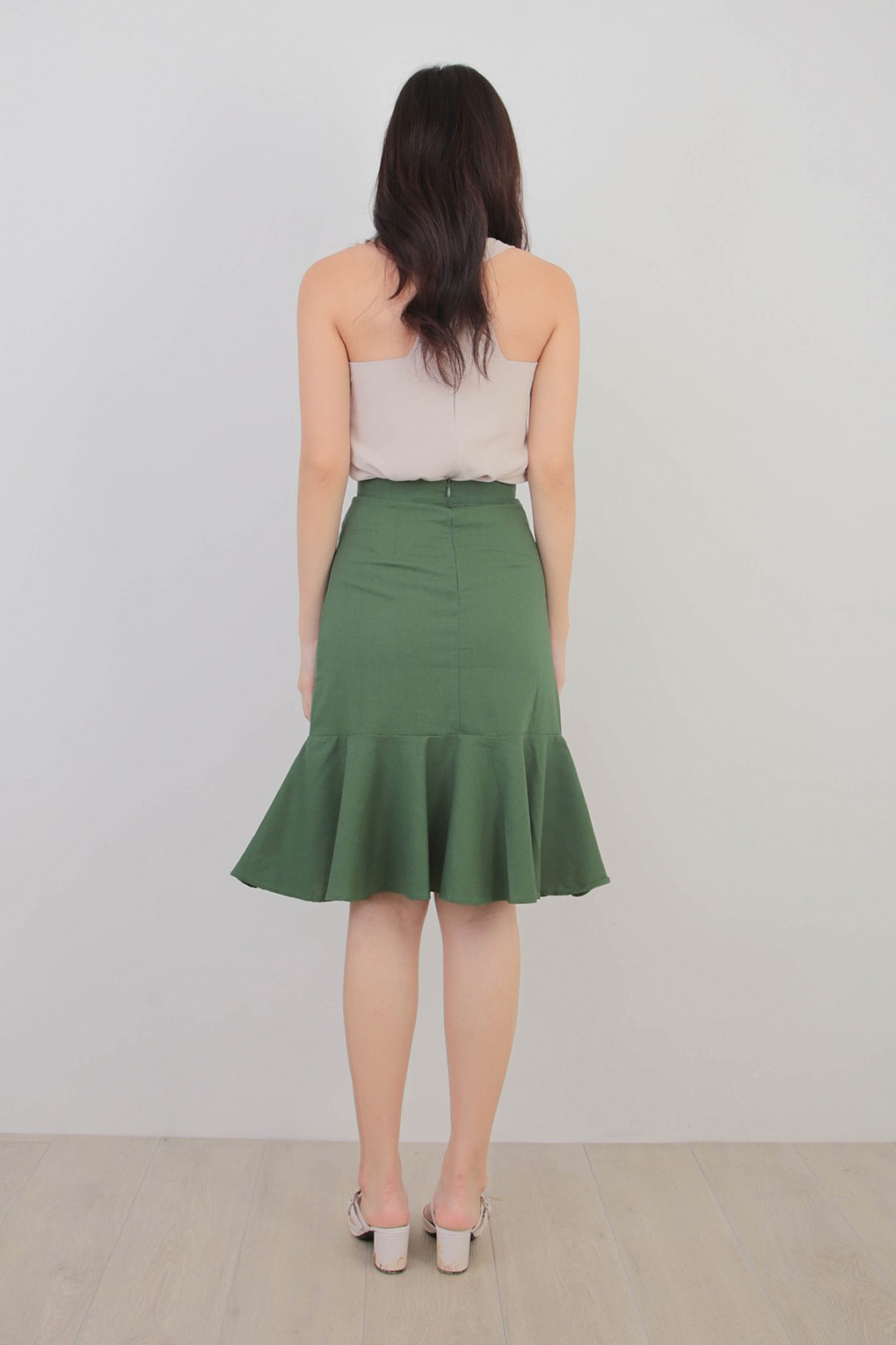 Donna Flounce Skirt in Olive MGP