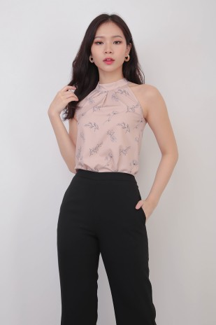 Camila Floral Top in Peach Pink