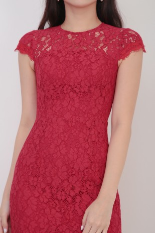 Damaris Lace Dress in Red