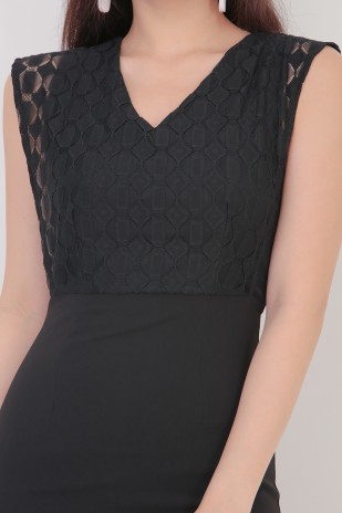 Taylor Crochet Dress in Black