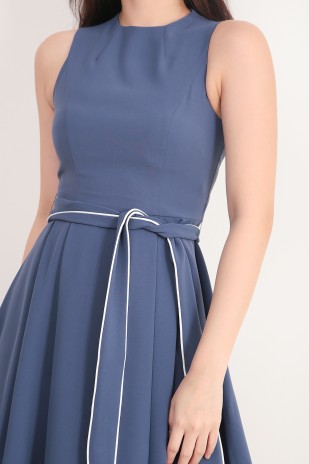 Odette Contrast Workdress in Steel Blue