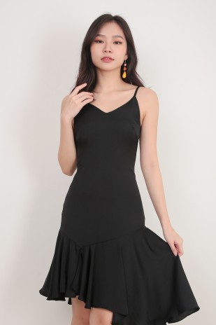Aaralyn Flutter Dress in Black
