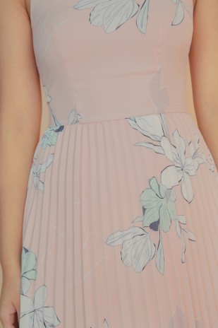 Brencis Floral Pleated Dress in Pink