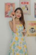 Suzy Floral Dress in Yellow
