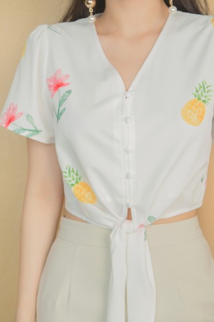 Cinder Pineapple Knot Top in White