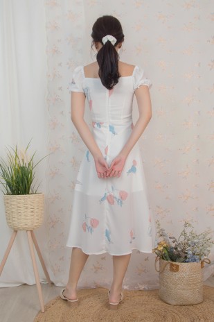 Gemira Floral Midi Dress in White
