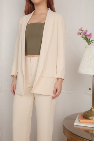 Dacina Pocket Blazer in Sand