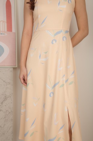 Aniko Printed Dress in Apricot
