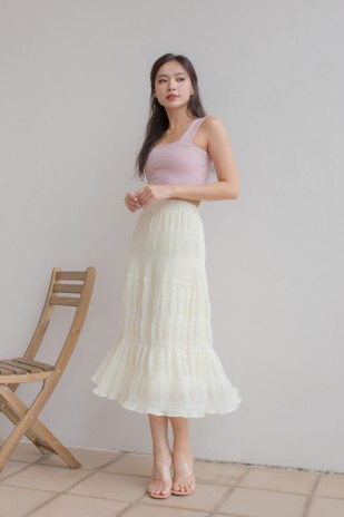 Quillion Textured Tiered Skirt in Cream