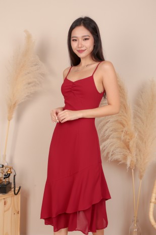 Wyna Asymmetric Midi Dress in Red