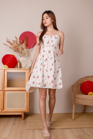 Fylia Ruched Floral Dress in White