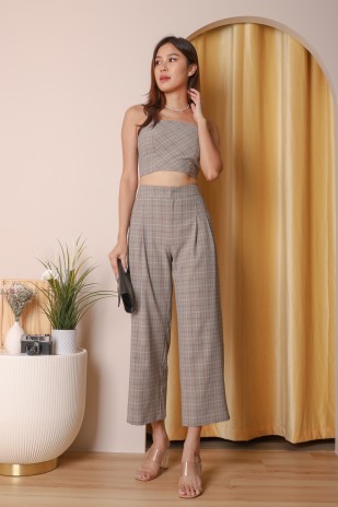 Colton Checkered Straight Leg Pants in Grey