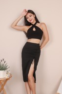 Dyon Keyhole Halter Tank in Black