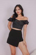 Romi Embroidered Scallop Top in Black