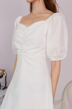 Fandayce Gingham Puff Dress in White