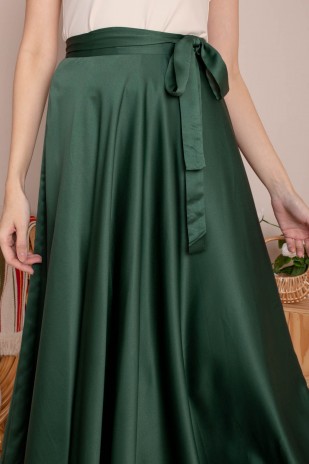 Benna Wrap Midi Skirt in Emerald