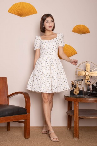 Cinead Floral Puff Dress in White