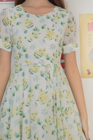 RESTOCK: Almie Floral Dress in Yellow