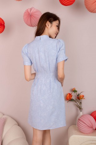 Rize Embossed Puff Cheongsam in Blue