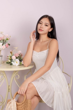 Dess Tiered Dress in White