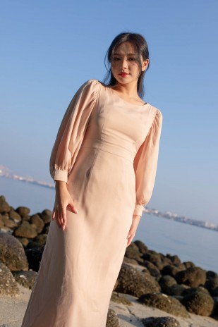 Jannah Adjustable Slit Dress in Blush