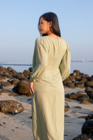 Jannah Adjustable Slit Dress in Tea Green