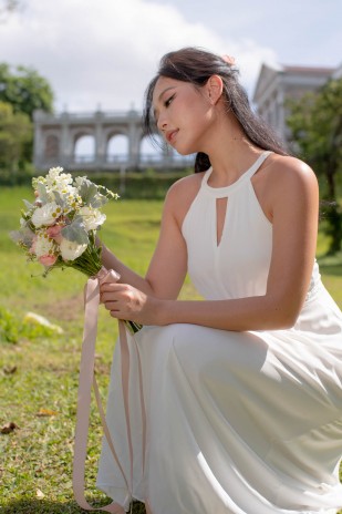 Santhia Keyhole Halter Maxi Dress in White