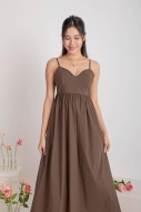 Keyrie Padded Flare Maxi Dress in Cocoa