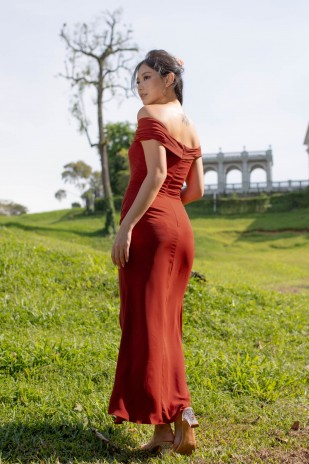 RESTOCK4: Viore Off-Shoulder Overlap Dress in Auburn