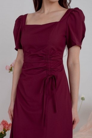 Valane Side Ruched Midi Dress in Wine