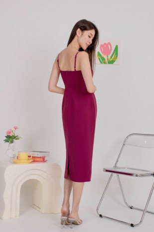 Melodine Side Ruched Dress in Wine