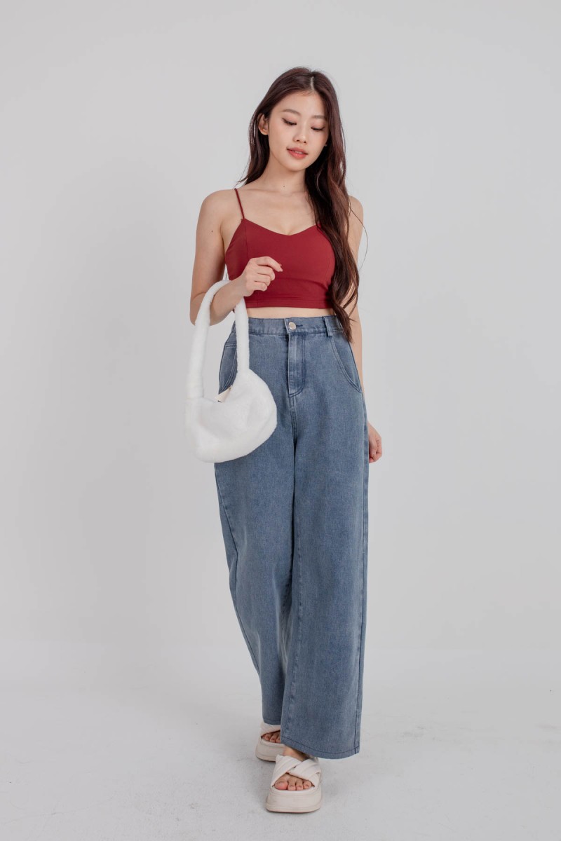 Appeal Padded V-Neck Crop Top in Chilli
