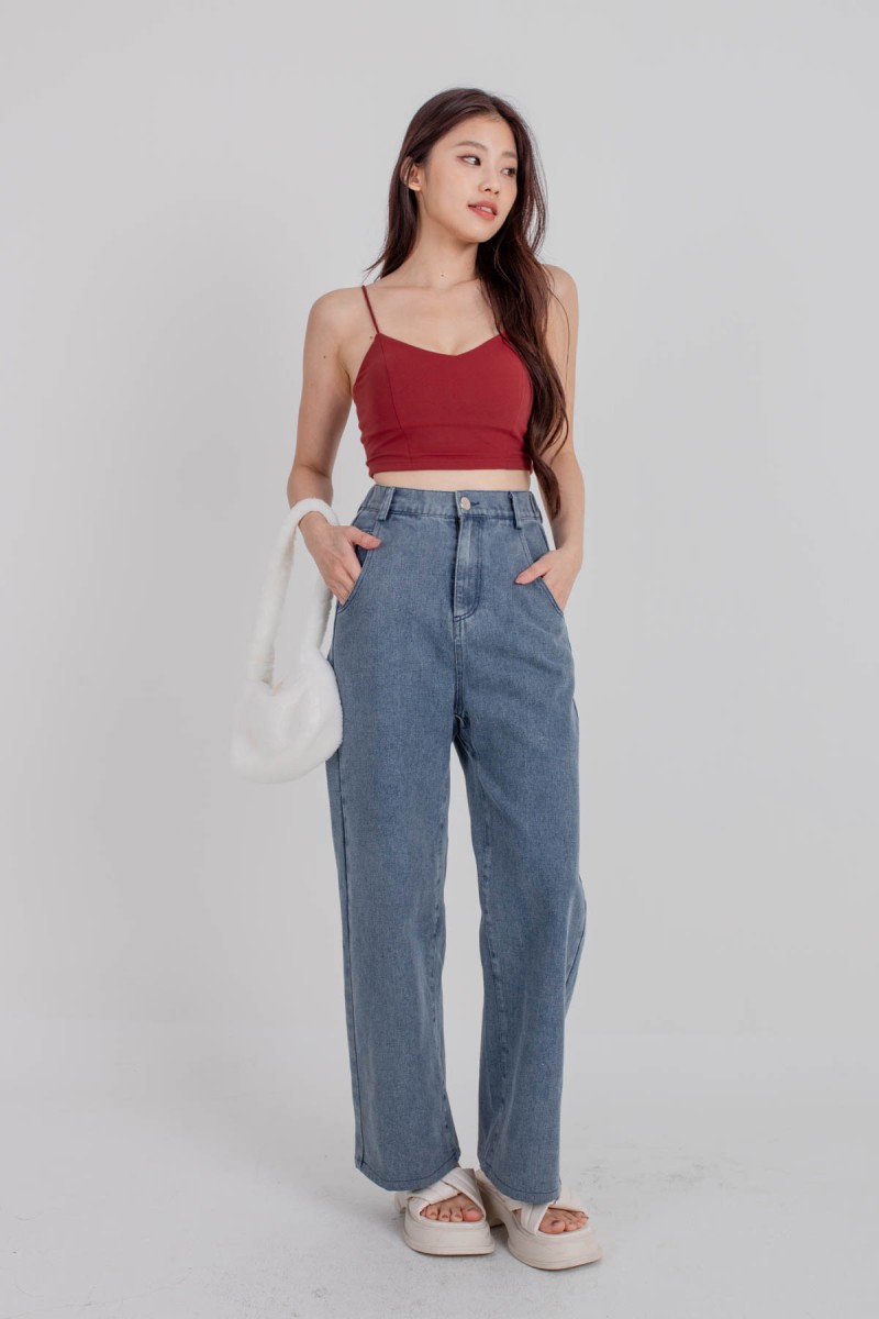 Appeal Padded V-Neck Crop Top in Chilli