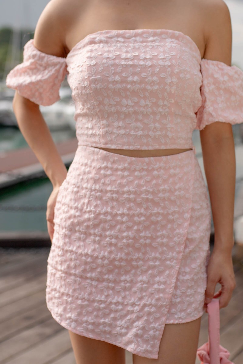 Aya Textured Overlap Shorts in Pink