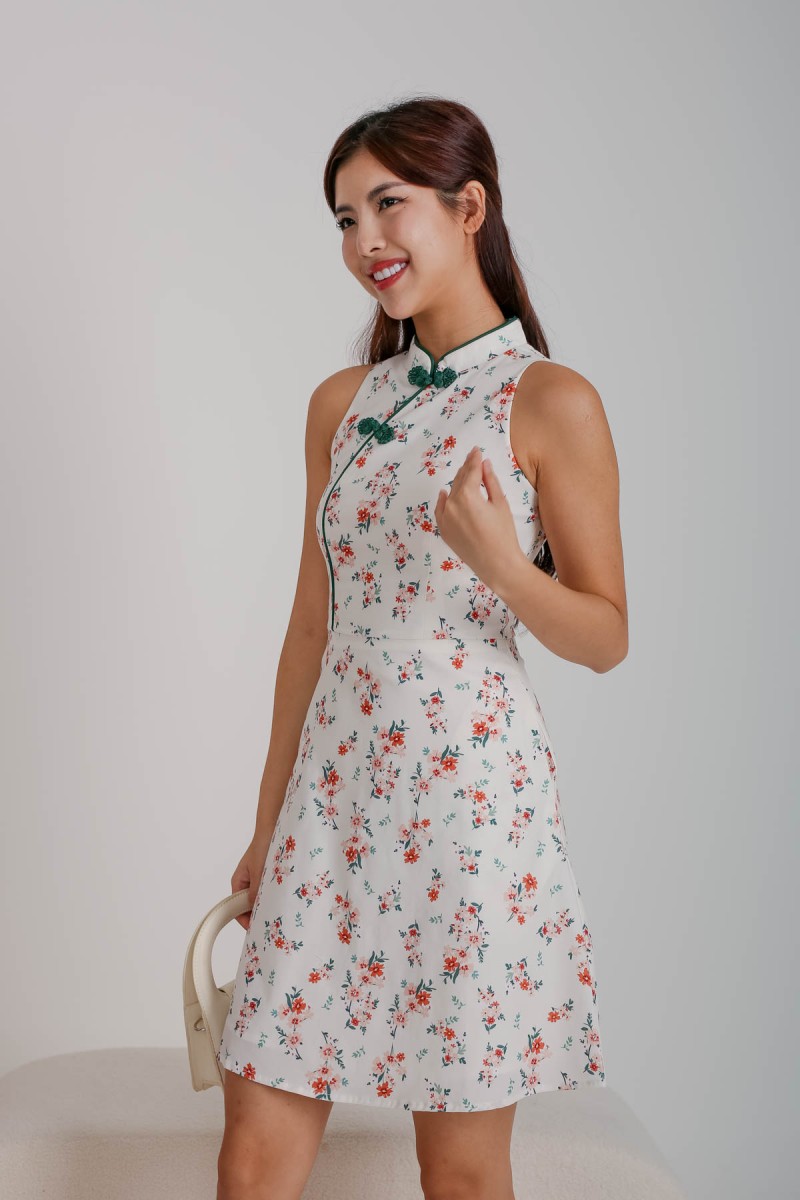 Contrast Neck-Trim A-Line Sleeveless Midi Dress