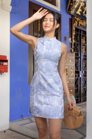 RESTOCK: Kiesha Floral Slit Cheongsam in Blue